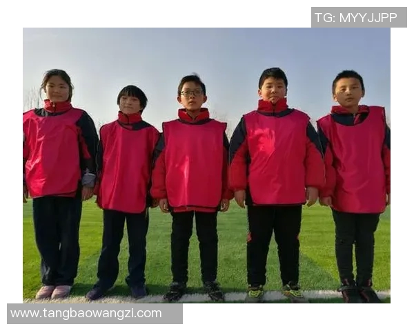 亚高斯与帕纳辛的巅峰对决谁能在这场激烈较量中胜出 亚高斯与帕纳辛的巅峰对决谁能在这场激烈较量中胜出