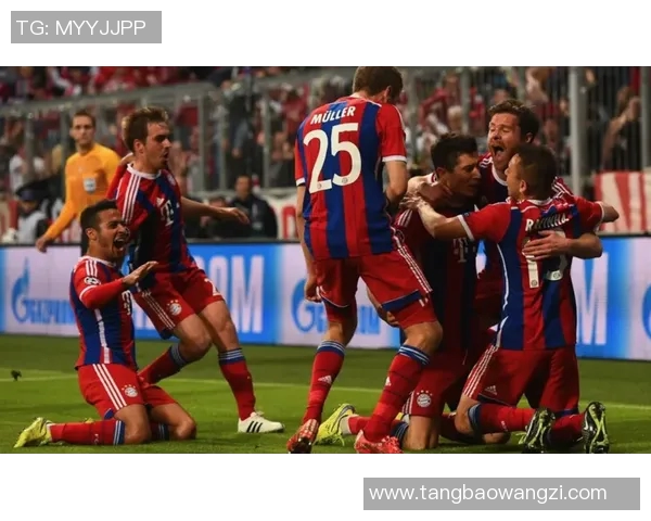 卓尔与建业激战正酣比分悬念迭起引发球迷热议