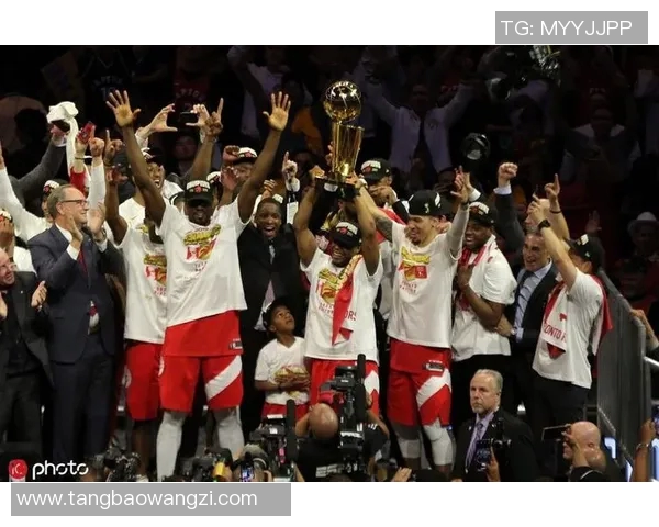 勇士与猛龙总决赛对决揭幕谁将捧起冠军奖杯的荣耀时刻