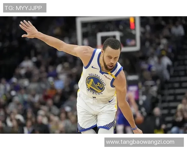 17勇士与20快船的激烈对决回顾与分析,谁能在赛季中脱颖而出 17勇士与20快船的激烈对决回顾与分析,谁能在赛季中脱颖而出