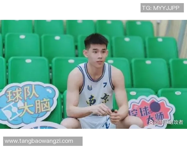 林葳的成长之路:从青涩学生到职场精英的蜕变与追求