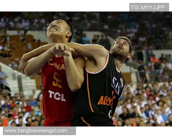 直播男蓝对阵墨尔联队精彩赛事回顾与分析