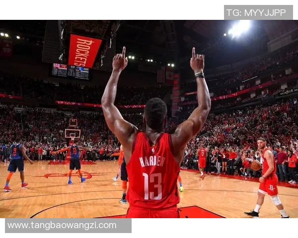 篮球明星M的传奇之路与背后故事揭示了他如何改变了篮球的未来