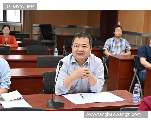 陈军独家分享羽毛球技巧与心得助你提升竞技水平与比赛表现